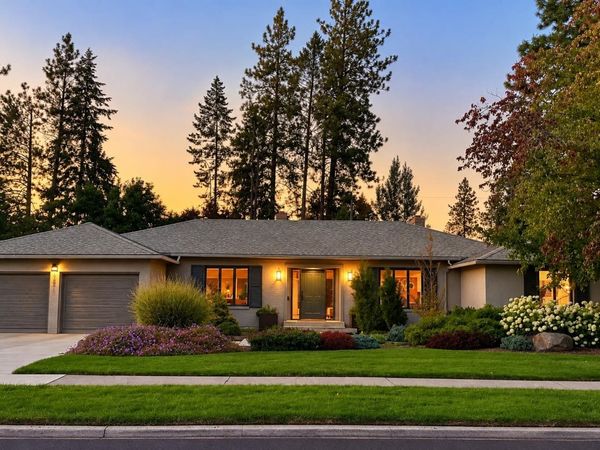 1010 W Comstock Ct, Spokane, WA 99203