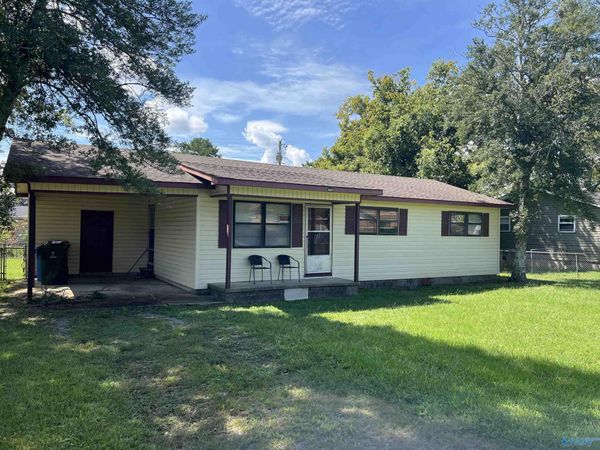 508 Pennylane Street, Hartselle, AL 35640