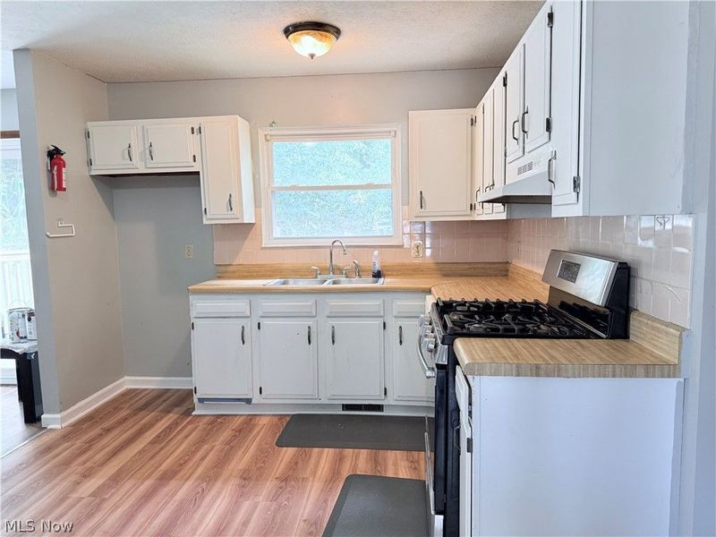 1750 Oneida Avenue, Cuyahoga Falls, OH 44221 Photo 6