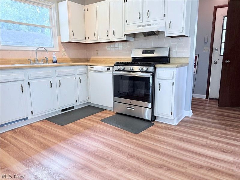 1750 Oneida Avenue, Cuyahoga Falls, OH 44221 Photo 7