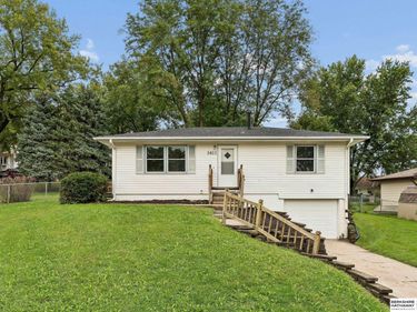 1411 Bryan Avenue, Bellevue, NE 68005