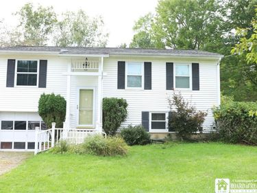 111 Arcade Avenue , Jamestown, NY 14701