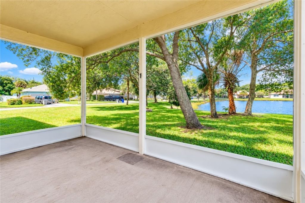 6080 45th Place , Vero Beach, FL 32967 Photo