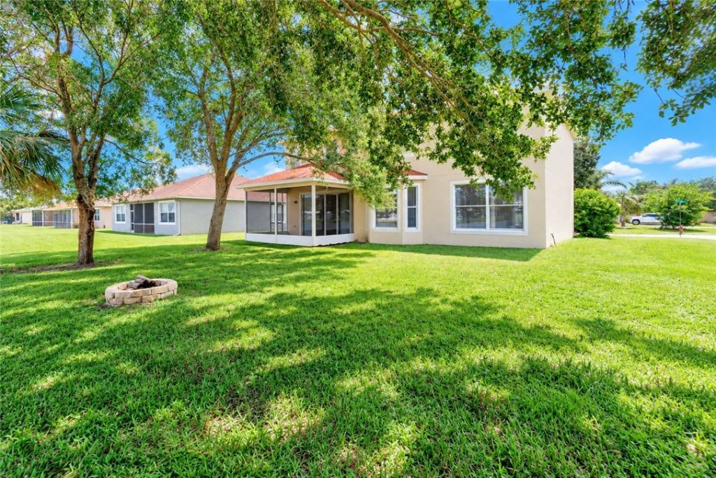 6080 45th Place , Vero Beach, FL 32967 Photo