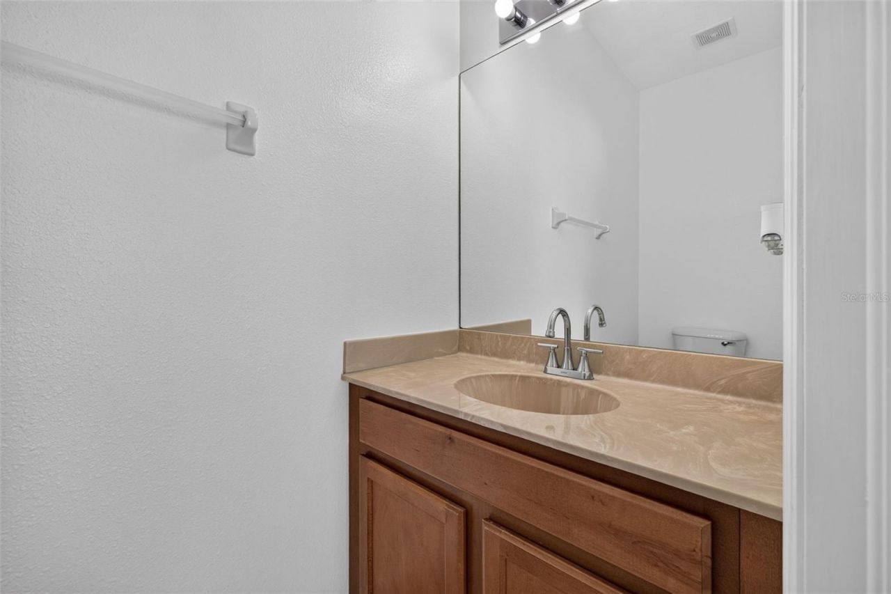 6585 Marlberry Way , Largo, FL 33773 Photo
