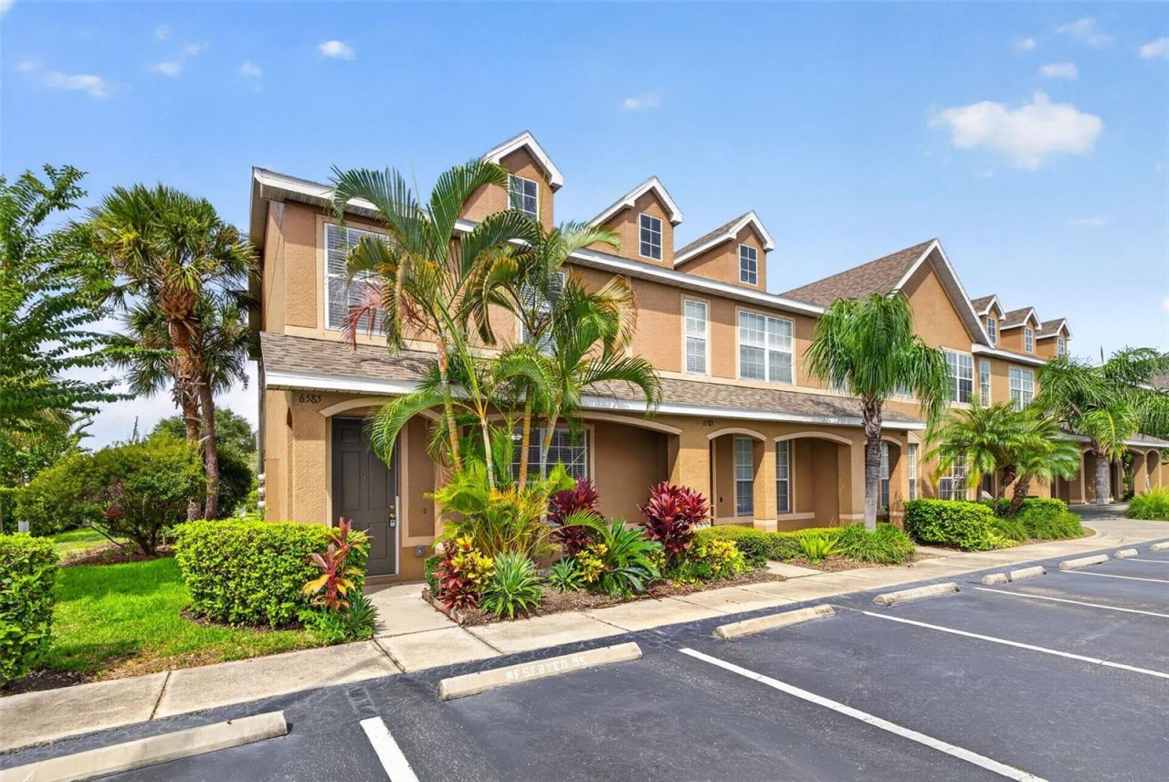 6585 Marlberry Way , Largo, FL 33773 Photo