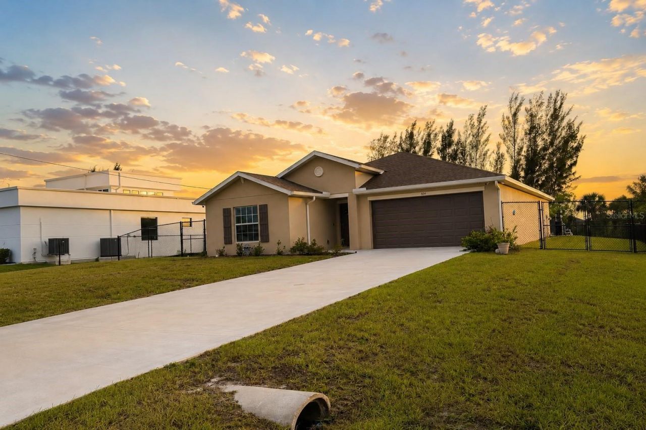 4104 NE 12th Court , Cape Coral, FL 33909 Photo