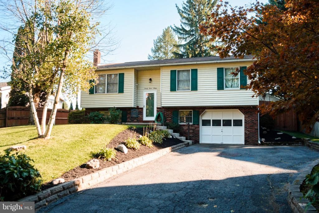 2330 S 5TH STREET, STEELTON, PA 17113