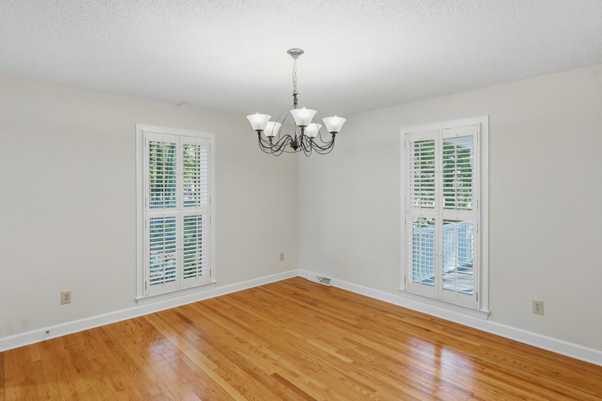 8622 Arthur Hills Circle Photo 10