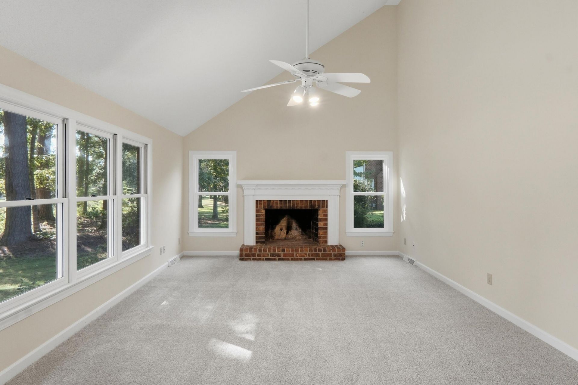 8622 Arthur Hills Circle Photo 17