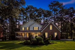 8622 Arthur Hills Circle photo 4