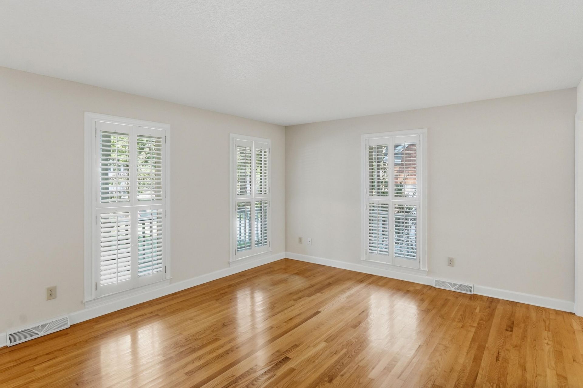 8622 Arthur Hills Circle Photo 9