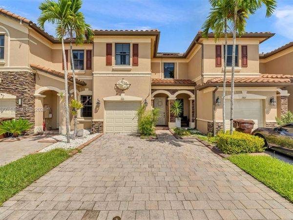 3309 W 91st Ter , Hialeah, FL 33018