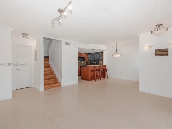 4520 SW 68th Ct Cir , Unit 25-5, Miami, FL 33155