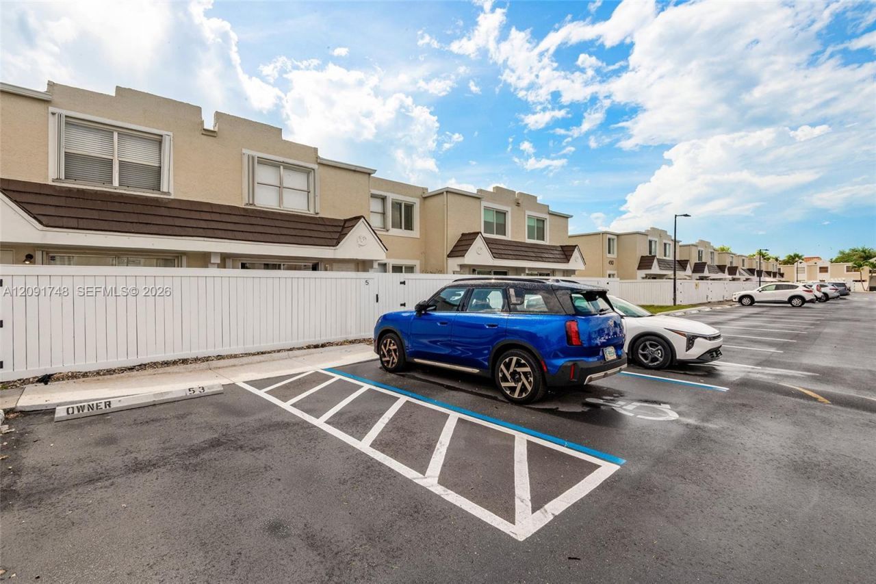 4520 SW 68th Ct Cir , Unit 25-5, Miami, FL 33155 Photo
