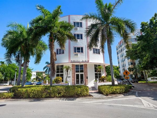255 W 24th St , Unit 330, Miami Beach, FL 33140