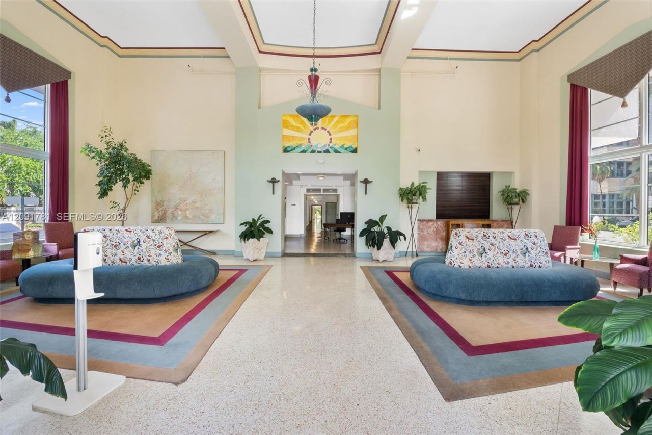 255 W 24th St, Unit 330, Miami Beach, FL 33140 Photo