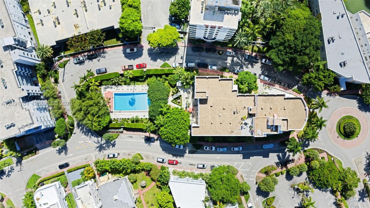 255 W 24th St, Unit 330, Miami Beach, FL 33140 Photo