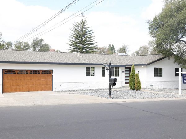8260 E Granite Dr, Granite Bay, CA 95746