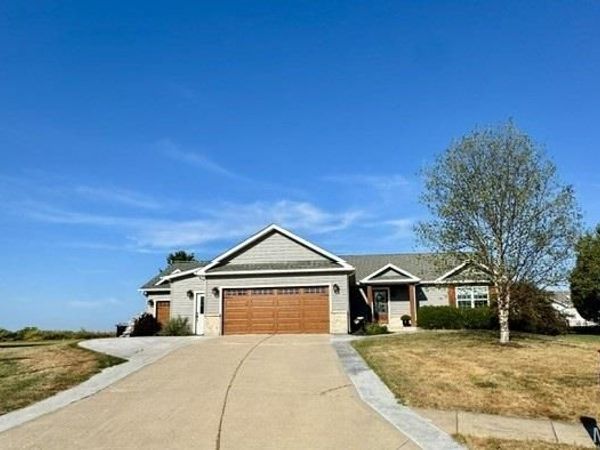 72 Matt Joyce Court , Warrenton, MO 63383