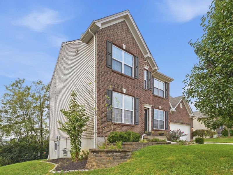 7477 Hunters Creek Lane, Colerain Township, OH 45247 Photo 3