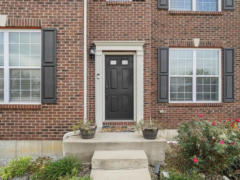7477 Hunters Creek Lane, Colerain Township, OH 45247 Photo 4