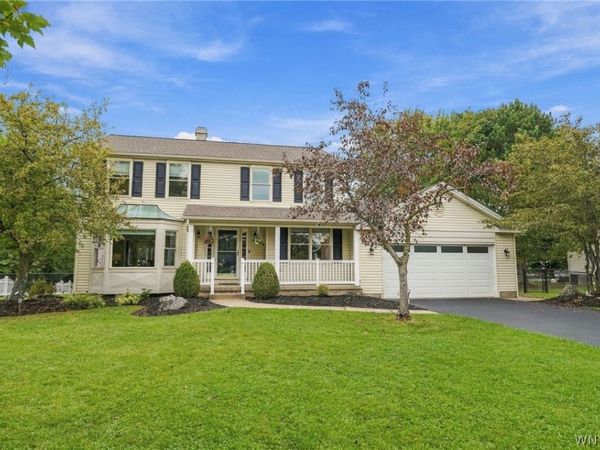 5677 Kippen Drive , East Amherst, NY 14051