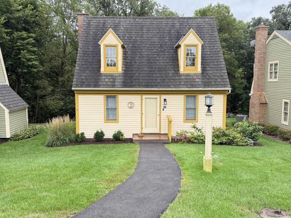 37 Newhall Lane, GALENA, IL 61036