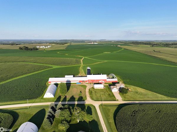 23184 Wulfekuhle Road, Holy Cross, IA 52053