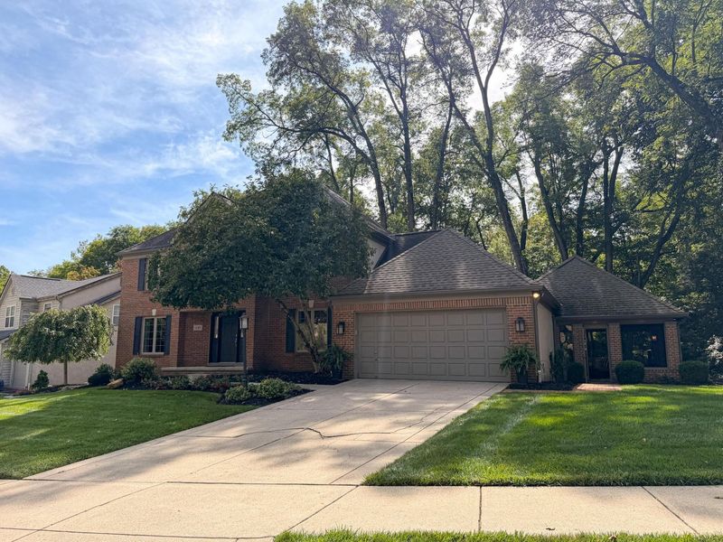 445 Meacham Run Court, Westerville, OH 43081 Photo 3