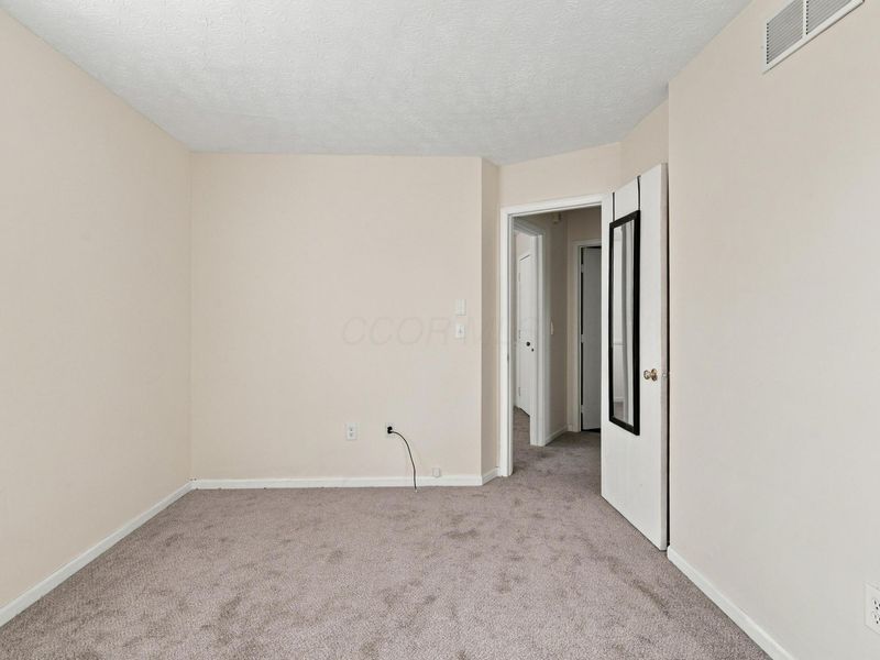 4126 Portobello Drive, Columbus, OH 43230 Photo 21