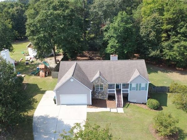 4345 Lexington Ridge Drive , Loganville, GA 30052