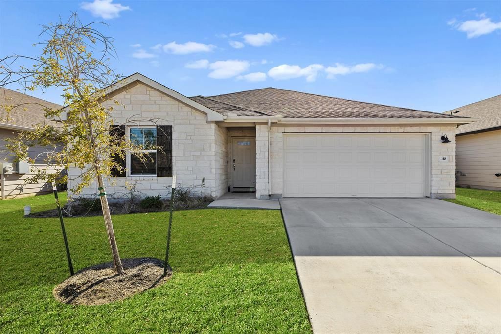 110 Greenspire Downs Dr, Hutto, TX 78634 Main Photo