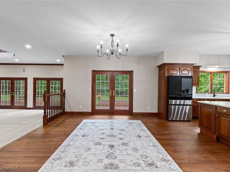 834 Eaton Park Lane, Akron, OH 44303 Photo 10