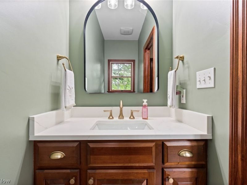 834 Eaton Park Lane, Akron, OH 44303 Photo 23