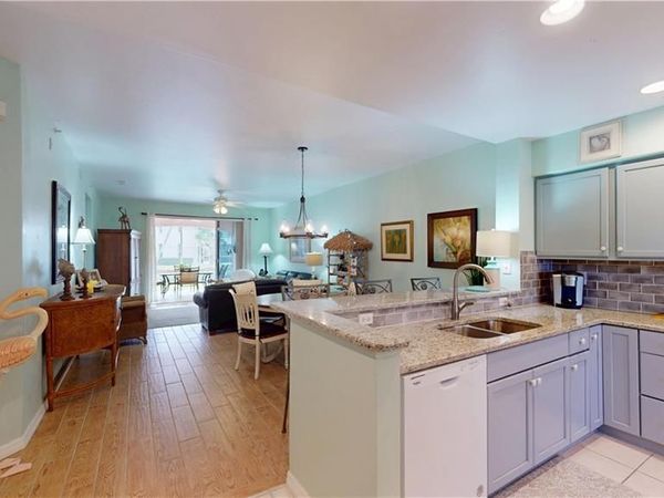 9150 Southmont CV, Unit 109, FORT MYERS, FL 33908