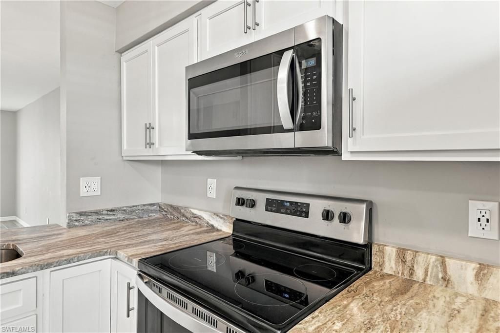 6300 S Pointe Blvd, Unit 208, Fort Myers, FL 33919 Photo