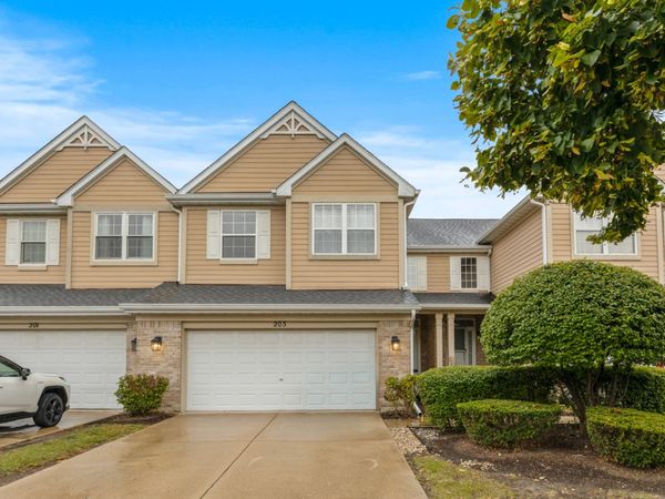 203 Westminster Drive , Bloomingdale, IL 60108