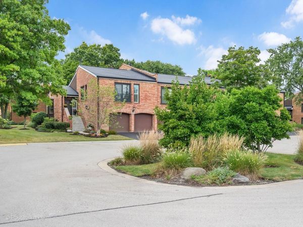 Oak Brook, IL 60523
