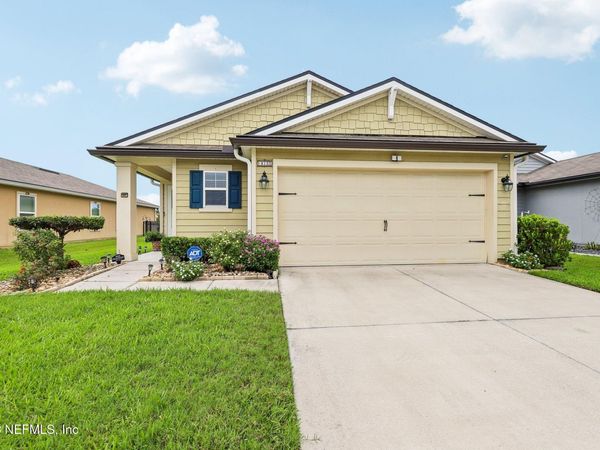 8153 MEADOW WALK Lane, Jacksonville, FL 32256