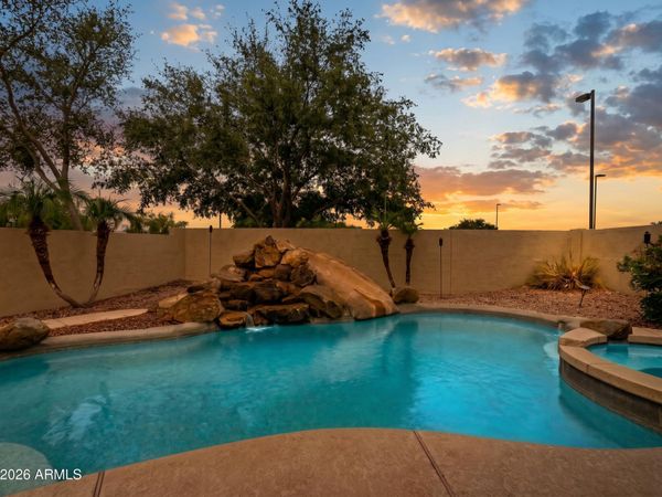 6280 S SINOVA Court, Gilbert, AZ 85298