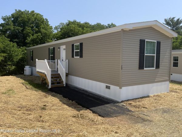 1154 Us-9 , Unit 29, Hudson, NY 12534