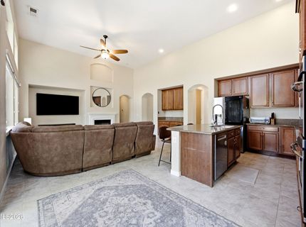 6672 Magical Drive, Sparks, NV 89436 Photo