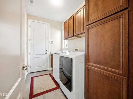 6672 Magical Drive, Sparks, NV 89436 Photo