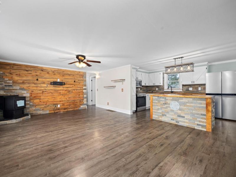 5708 McCartney Road, Sandusky, OH 44870 Photo 4