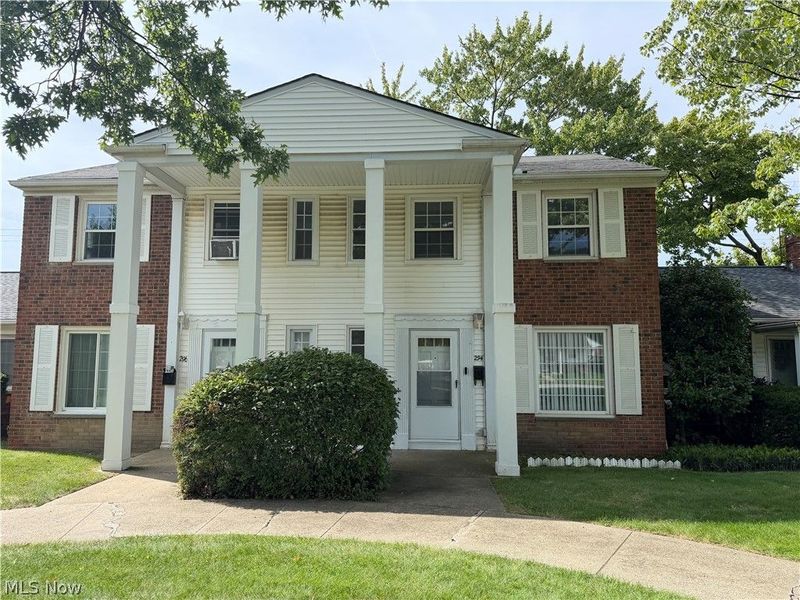 294 E 235th Street, Euclid, OH 44123 Photo 1