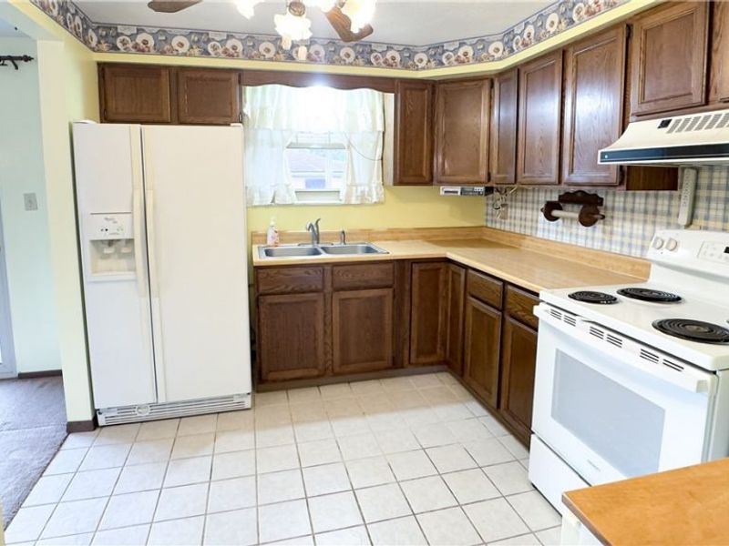 184 Belvedere Drive, Bloomingdale, OH 43910 Photo 10