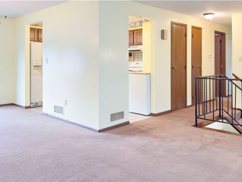 184 Belvedere Drive, Bloomingdale, OH 43910 Photo 5