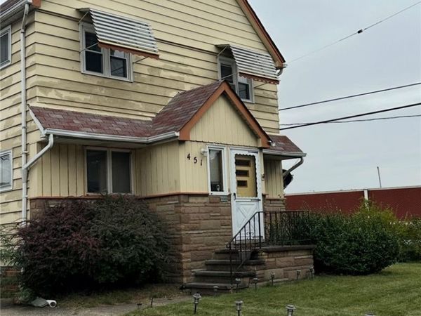 451 E 156th Street , Cleveland, OH 44110