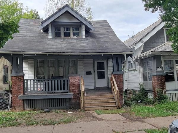 3749 N 14th STREET, Milwaukee, WI 53206